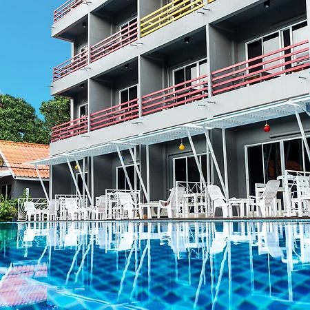 Pk Resort Pattaya Pantai Jomtien Luaran gambar