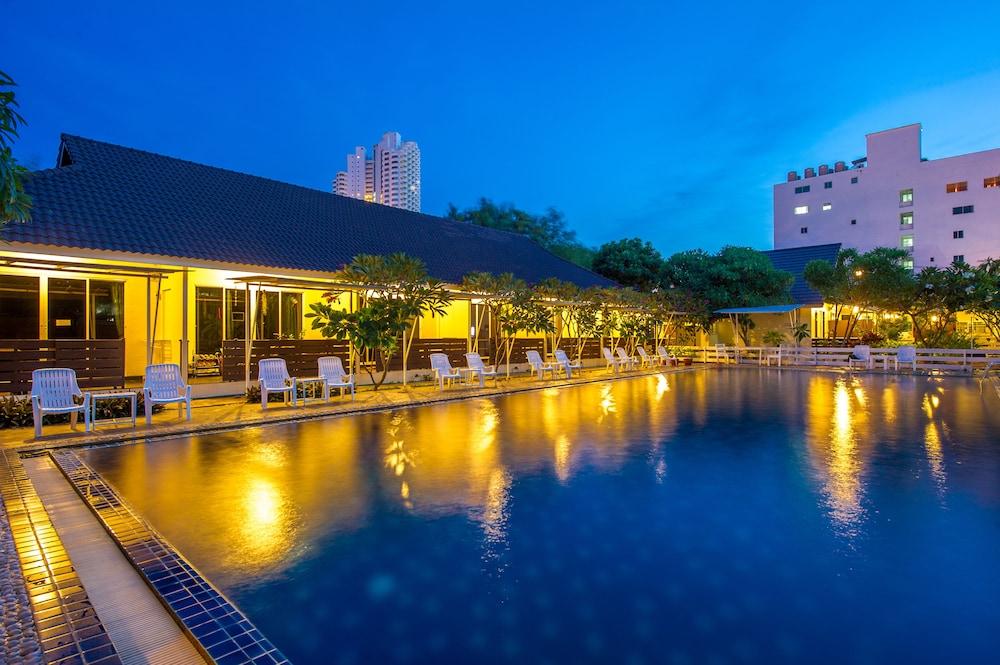 Pk Resort Pattaya Pantai Jomtien Luaran gambar