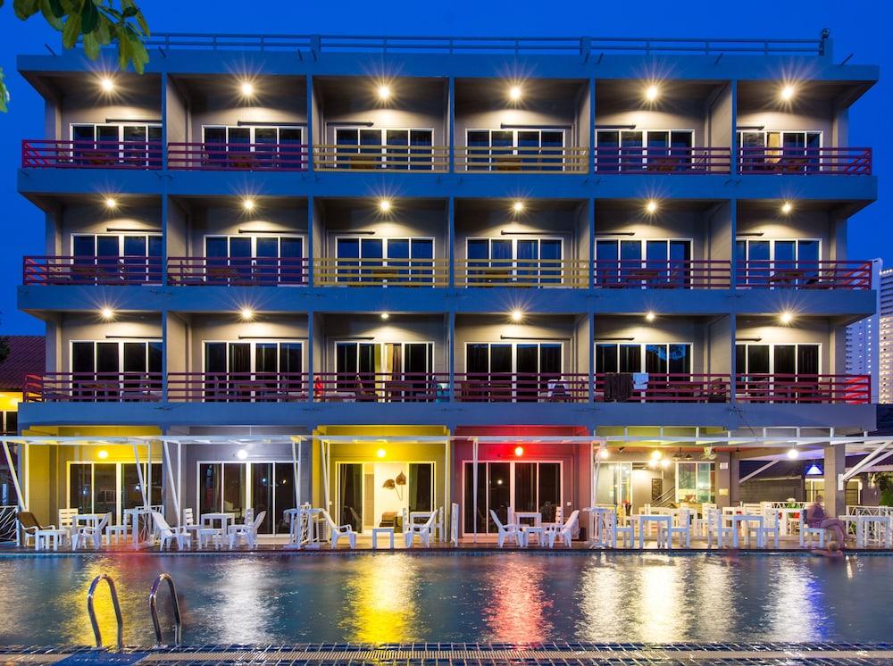 Pk Resort Pattaya Pantai Jomtien Luaran gambar